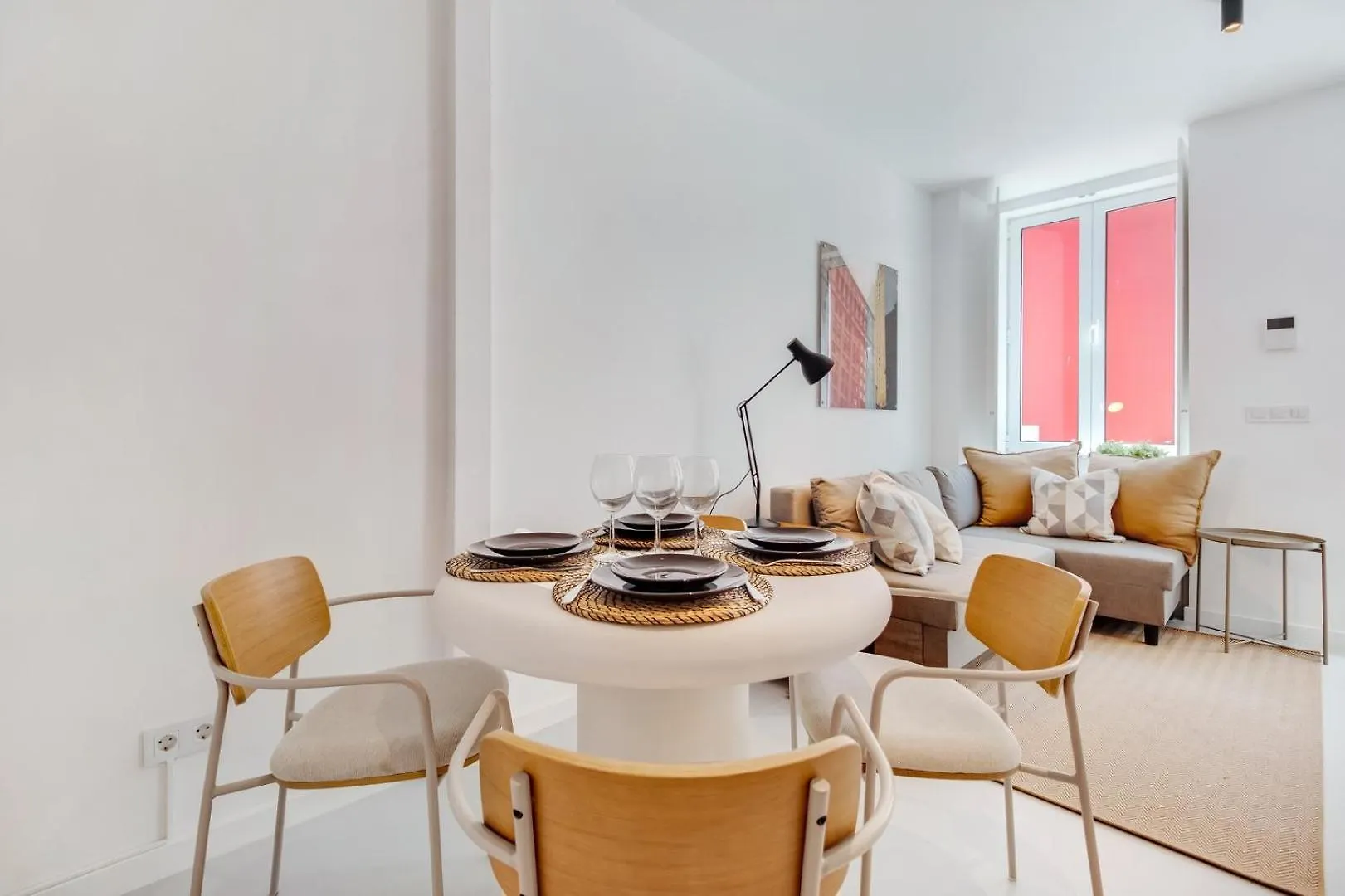 Cosy 1Br Renovated - Heart Of Santos | By Airnest Apartment Lisbon