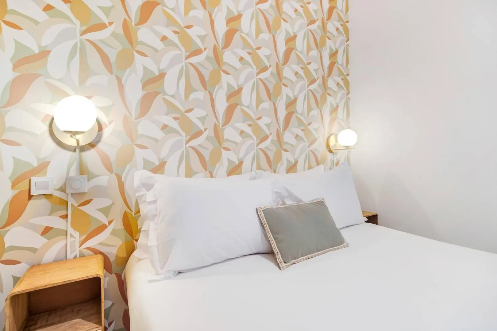 Cosy 1Br Renovated - Heart Of Santos | By Airnest Apartment Lisbon
