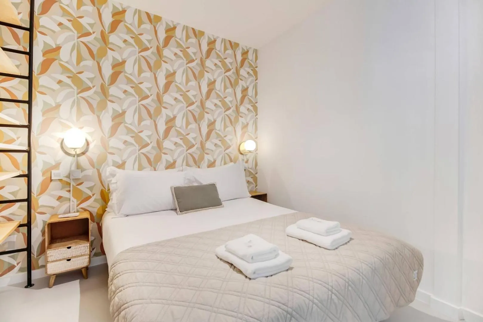 Cosy 1Br Renovated - Heart Of Santos | By Airnest Apartment Lisbon Portugal