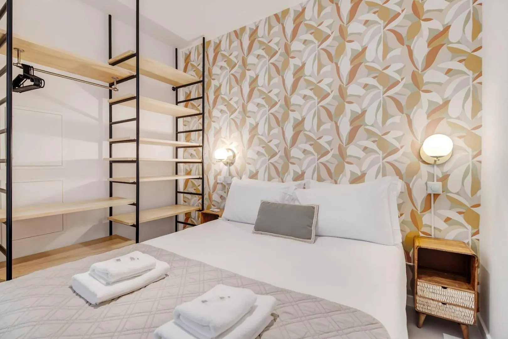 Cosy 1Br Renovated - Heart Of Santos | By Airnest Apartment Lisbon